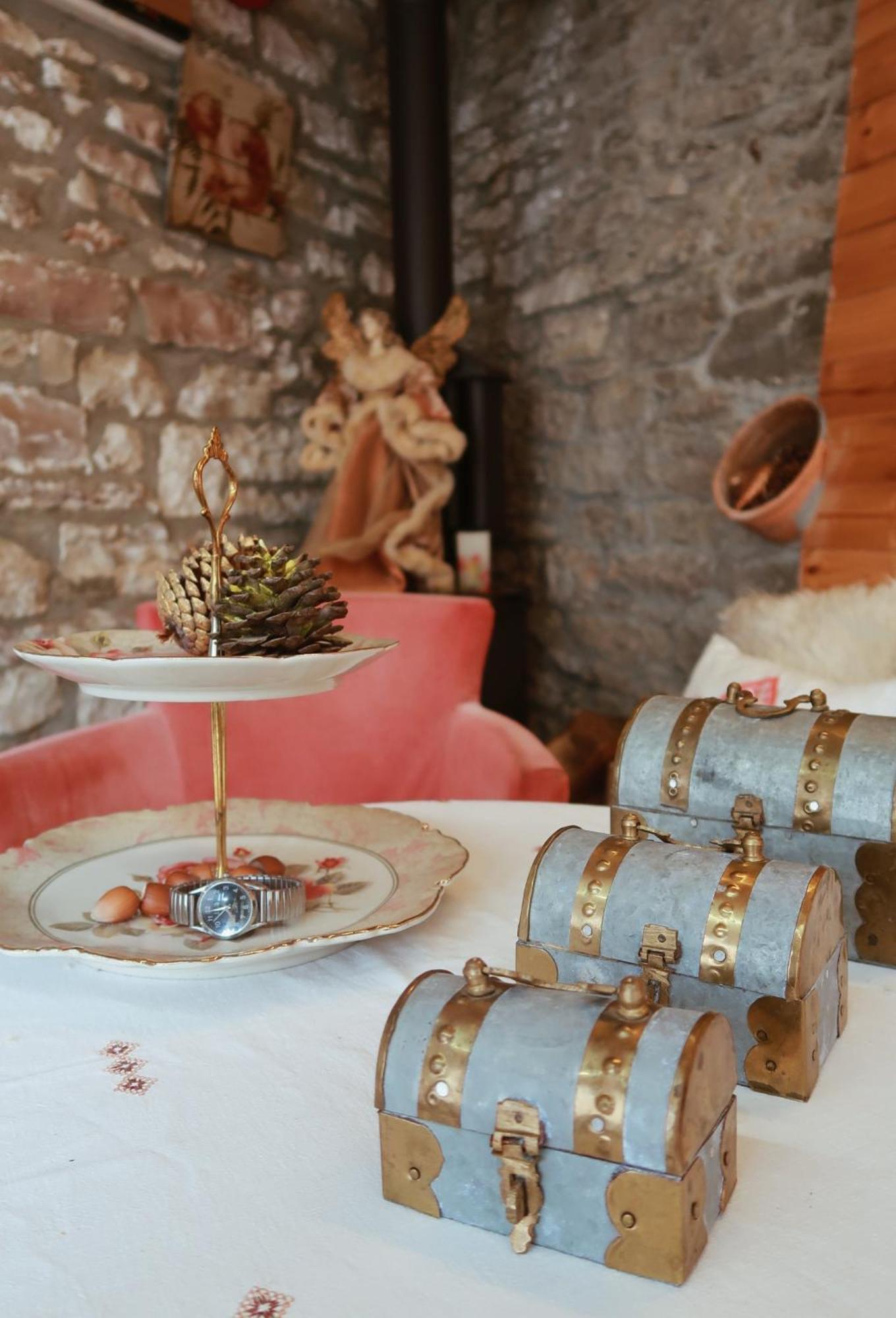 "Villa 70" Guesthouse Gjirokastër Eksteriør billede